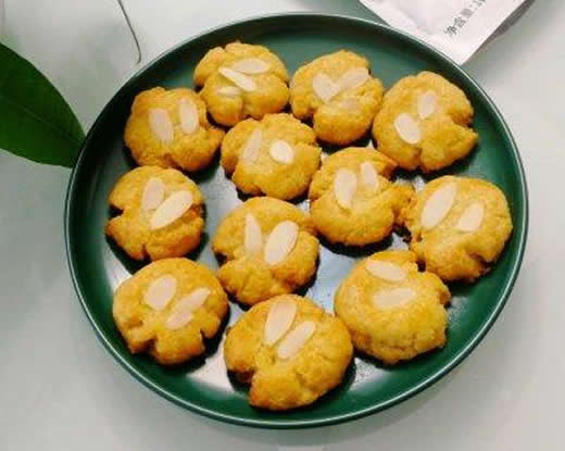 扁桃仁片小小酥，好吃到停不下來